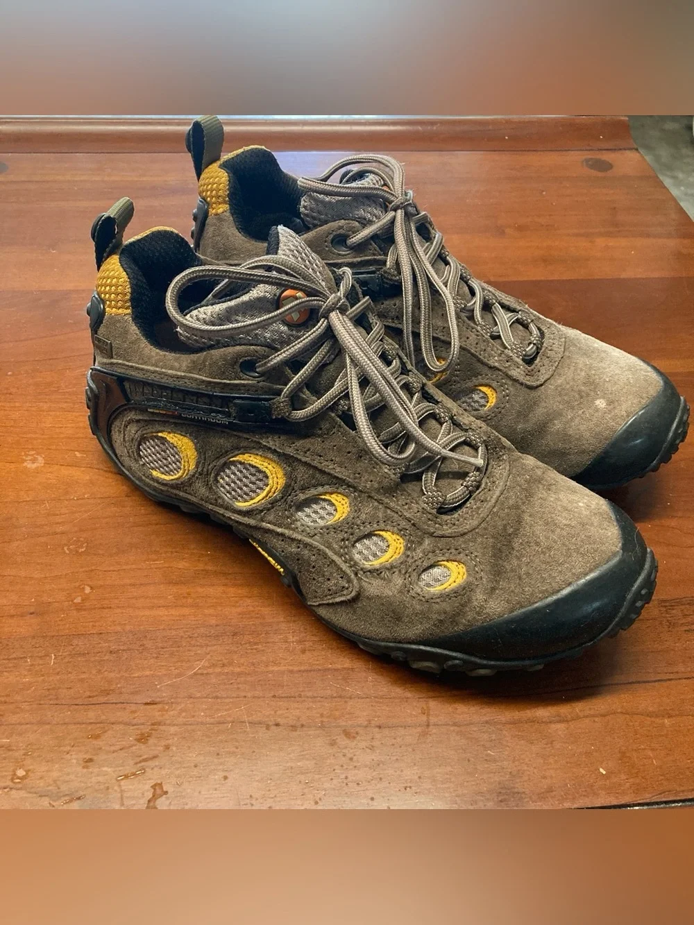 Merrell Hiking Boots Men Sz 8.5 Continuum Mid Gore-Tex  Brown  Vibram